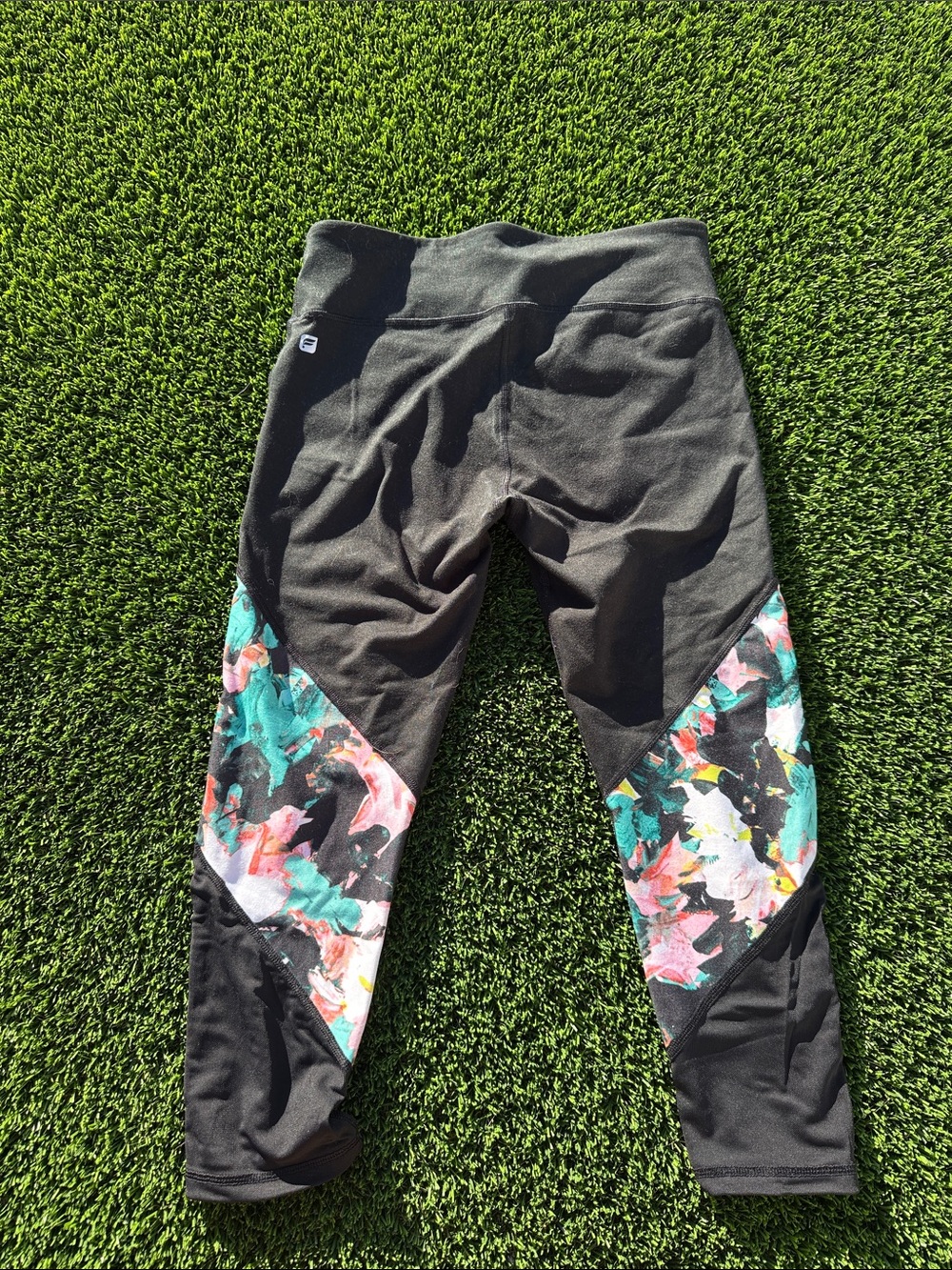 Fabletics Workout Capris - Picture 2 of 4